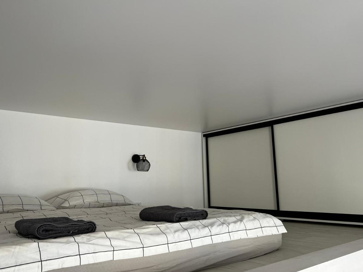 Apartment Lesya Kurbasa Lviv Ngoại thất bức ảnh
