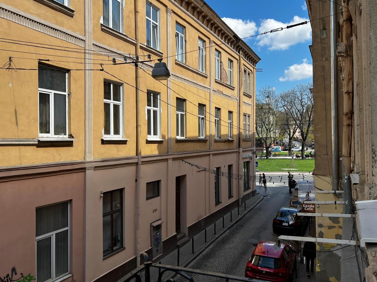 Apartment Lesya Kurbasa Lviv Ngoại thất bức ảnh