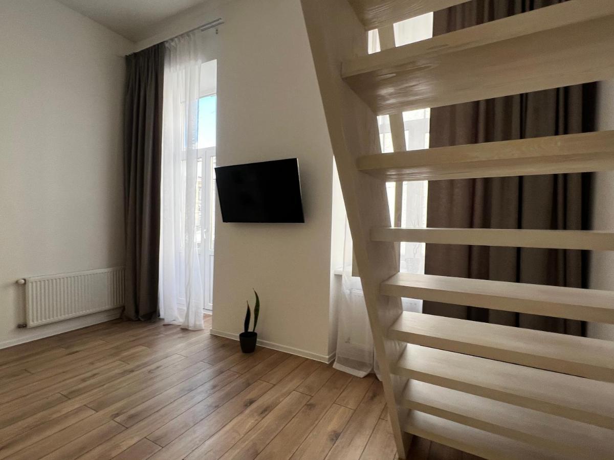 Apartment Lesya Kurbasa Lviv Ngoại thất bức ảnh