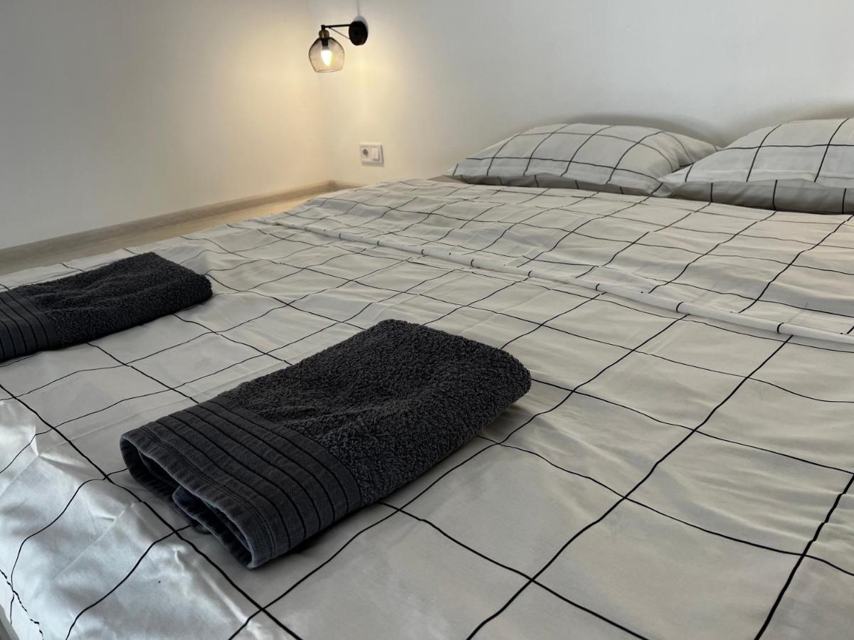 Apartment Lesya Kurbasa Lviv Ngoại thất bức ảnh