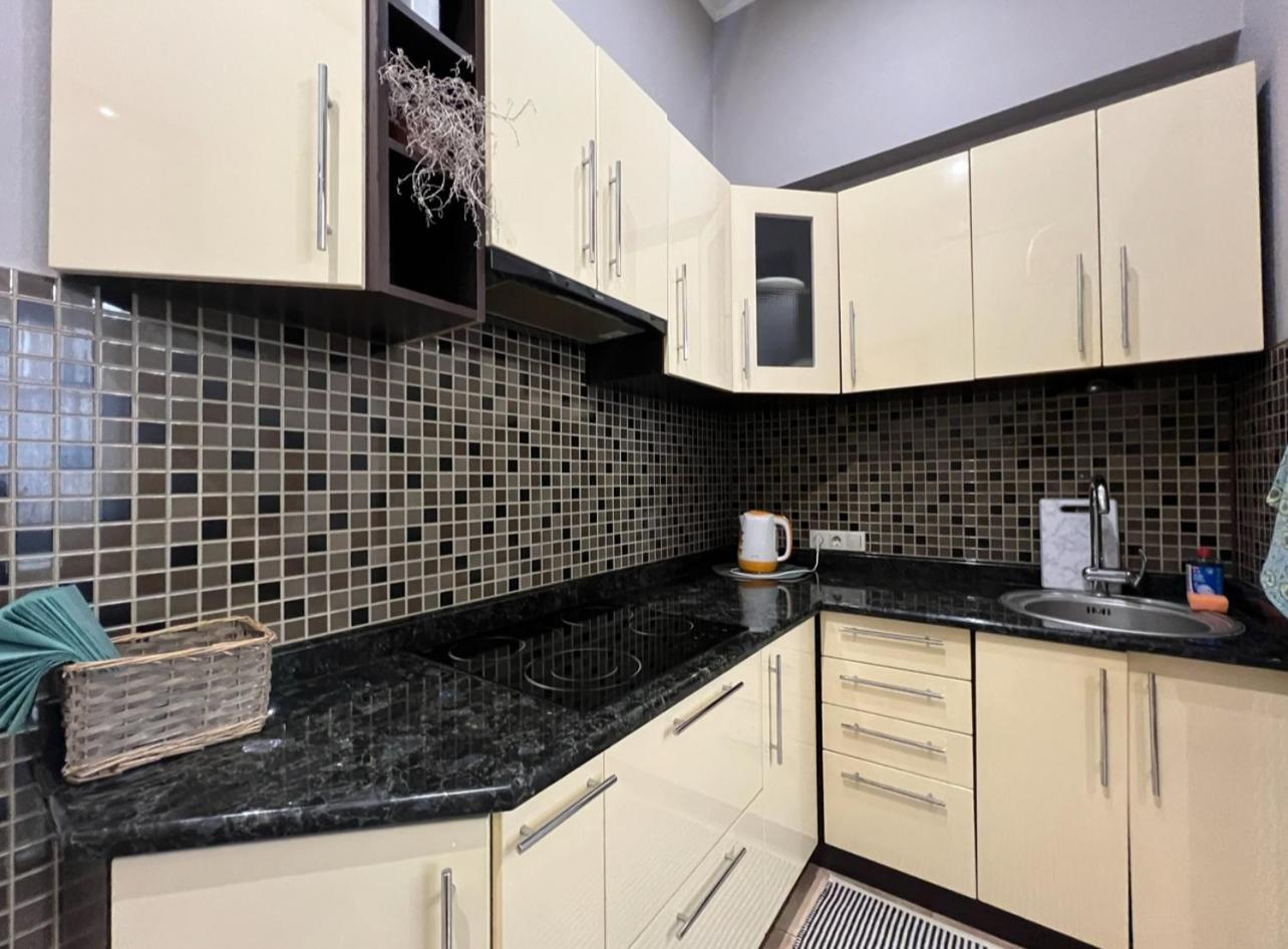 Apartment Lesya Kurbasa Lviv Ngoại thất bức ảnh