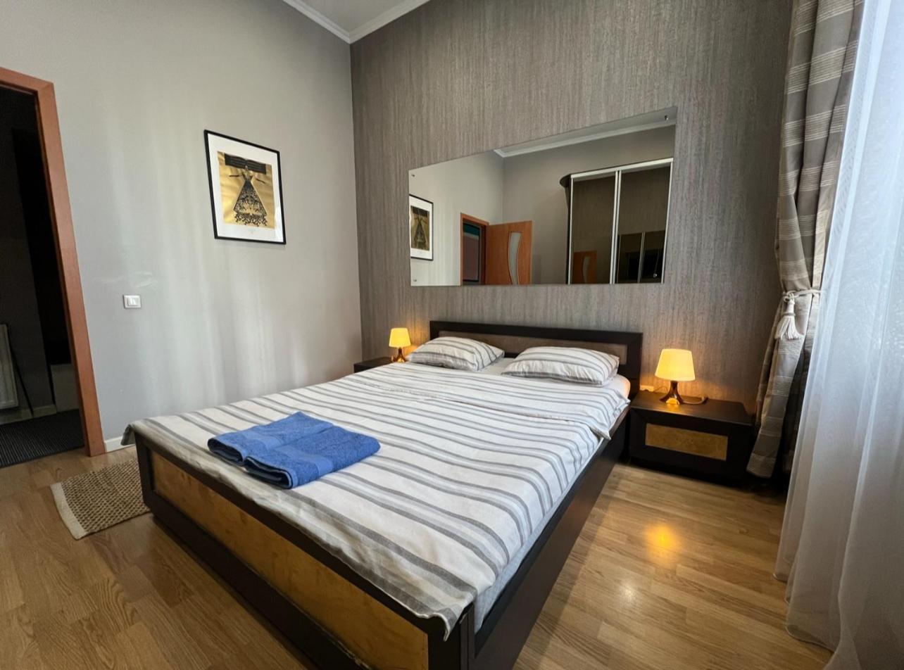 Apartment Lesya Kurbasa Lviv Ngoại thất bức ảnh