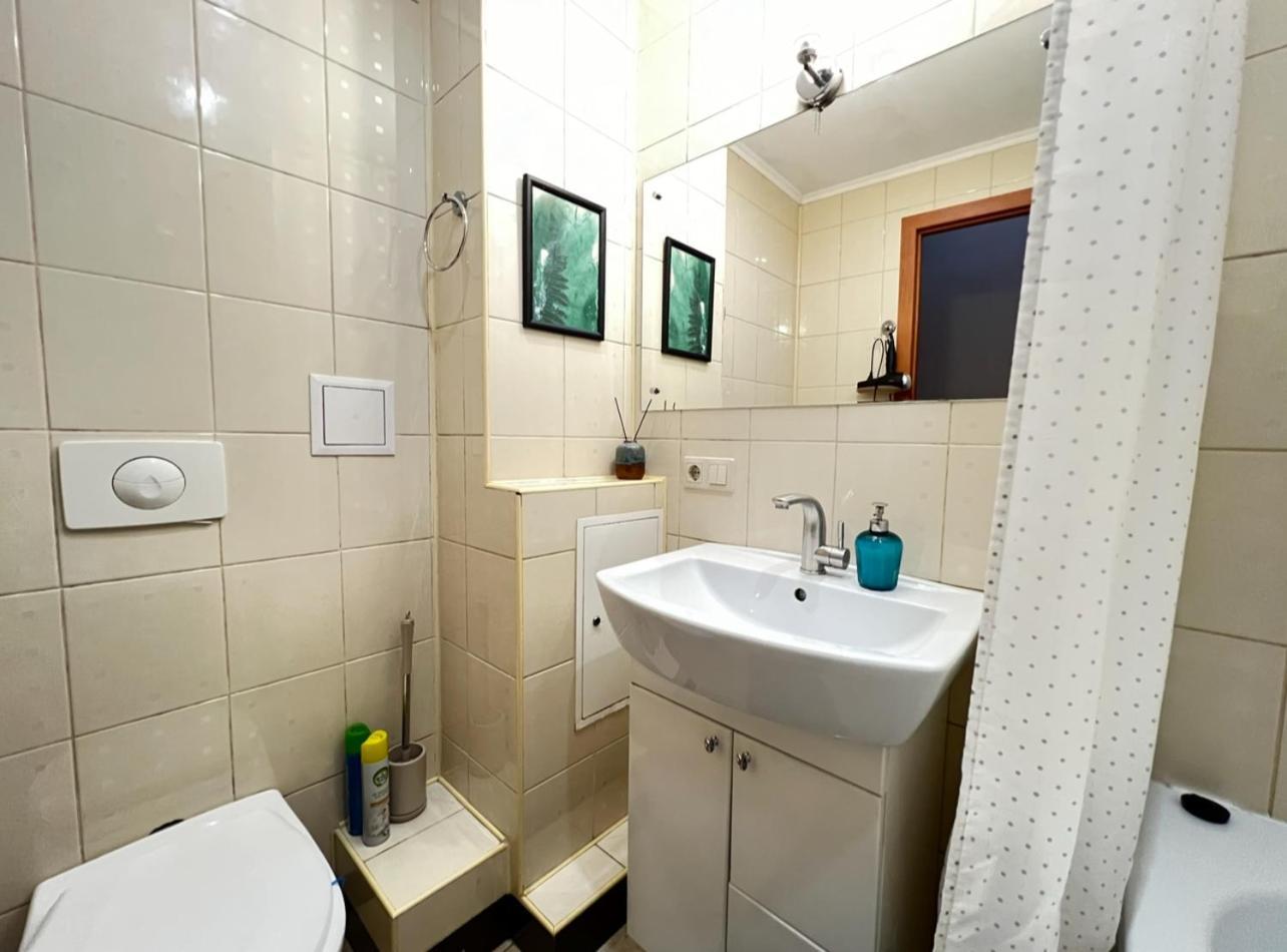 Apartment Lesya Kurbasa Lviv Ngoại thất bức ảnh