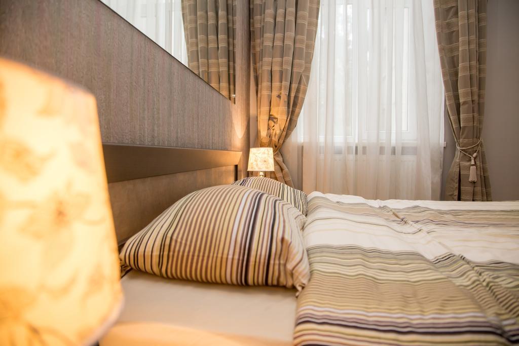 Apartment Lesya Kurbasa Lviv Ngoại thất bức ảnh